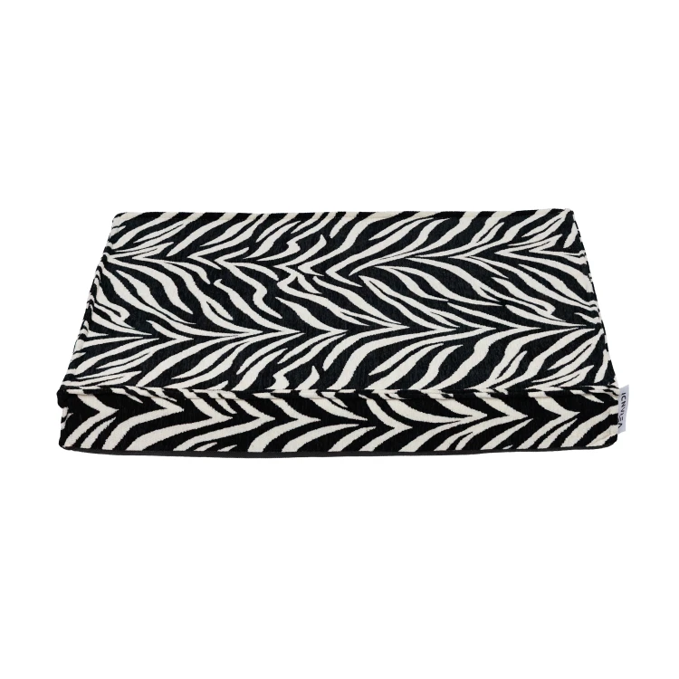 zebra.jpg